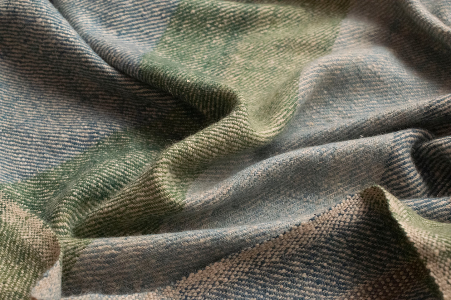 New Horizon Cashmere Stole (Naturally Dyed)